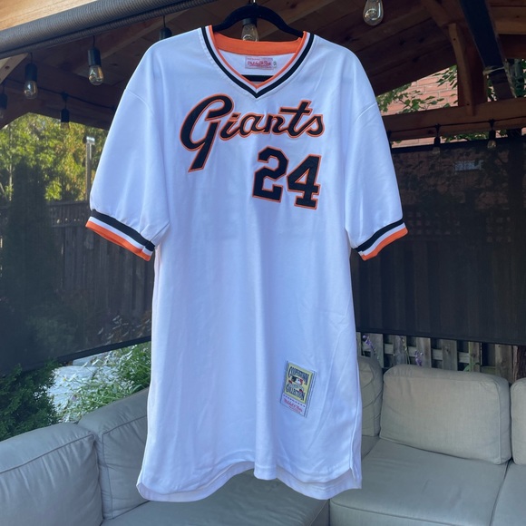 Willie Mays Jersey - Picture 1 of 5